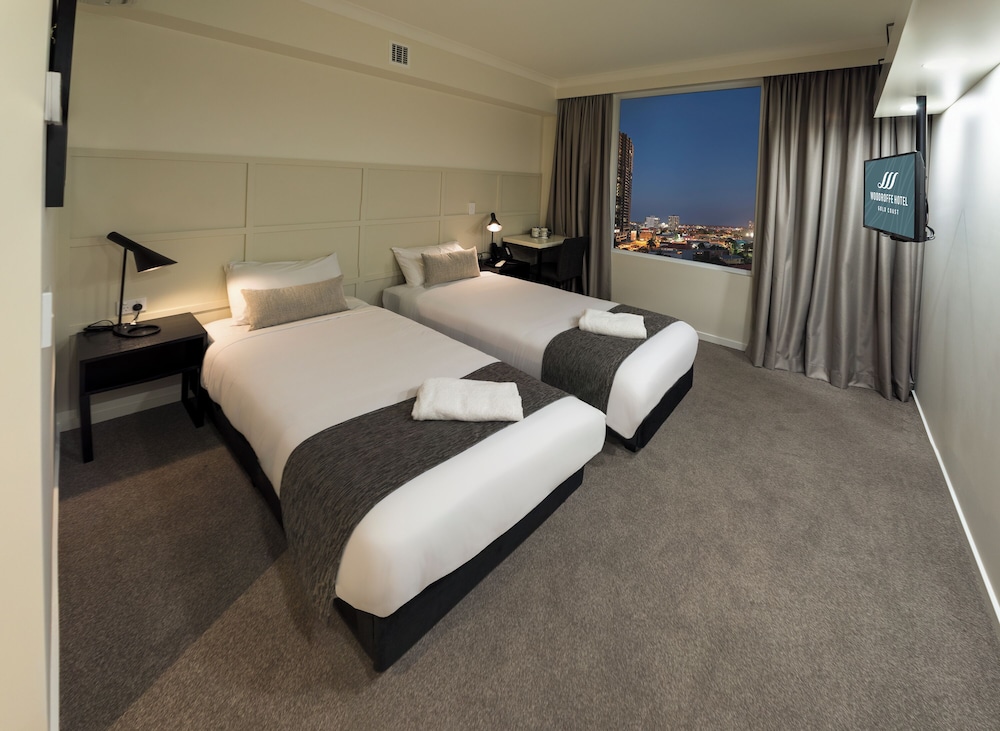Woodroffe Hotel