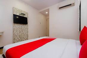 OYO 3769 Blue Pearl Residency