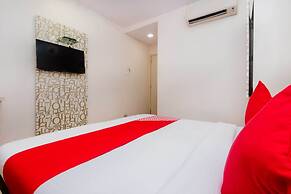 OYO 3769 Blue Pearl Residency