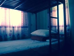 Lux Pillow Hostel