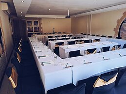 Ecotel Premier Lodge & Conference Centre