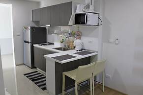 Ozone Condotel Apt 716