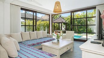 Villa Bewa by Villa Finder
