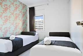 Mar Apartments