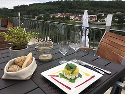 Hotel & Restaurant Zur Moselterrasse