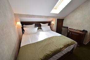 Noblesse Boutique Hotel