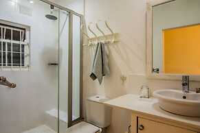 Maison - H Guest House