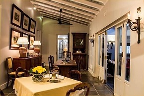 Maison - H Guest House