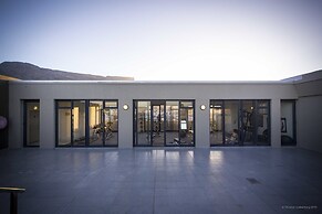 High-end city center studio with Views