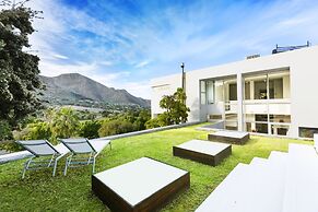 CUBE Guest House