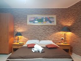 City Suites