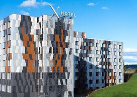 X Hotel