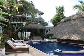 Casa de Mita Hotel