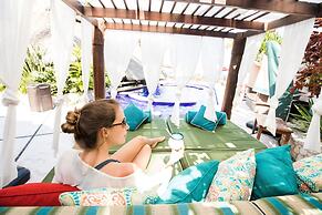 Casa de Mita Hotel