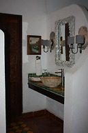 Casa de Mita Hotel