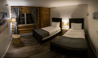 Whitewater Lodge