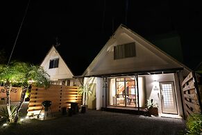 CINEMA RESORTS 3