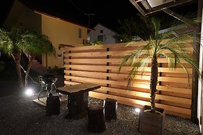CINEMA RESORTS 3