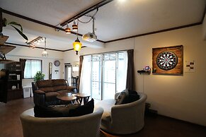 CINEMA RESORTS 3