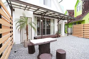 CINEMA RESORTS 3