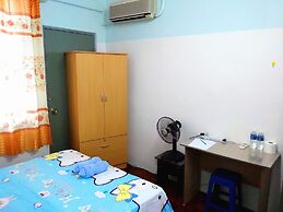 H Homestay