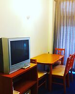 Roseinn Hotel Taphanhin
