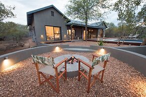 eKhaya Bush Villa