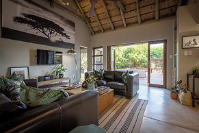eKhaya Bush Villa