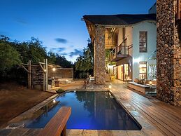eKhaya Bush Villa