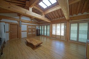 Gyeongju Hanok1st