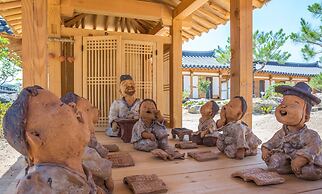 Gyeongju Hanok1st