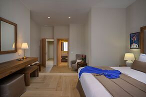 Minaret Suites & Apartments