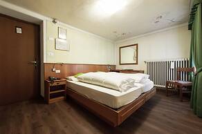 Hotel Stella