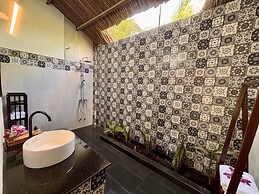 Mango Home Riverside