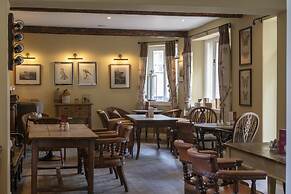 Falcon Manor Hotel