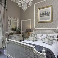 Falcon Manor Hotel
