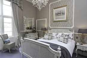 Falcon Manor Hotel