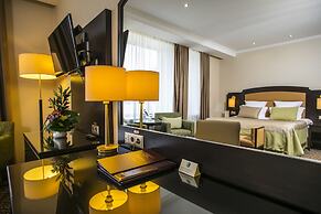 Arbat Hotel