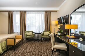 Arbat Hotel