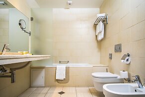 Arbat Hotel