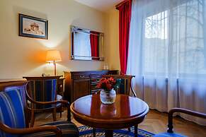 Arbat Hotel