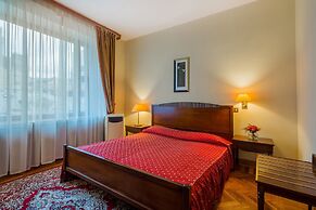 Arbat Hotel