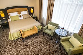 Arbat Hotel