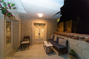 Levin Otel