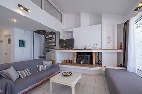 Meli Apartments & Villas