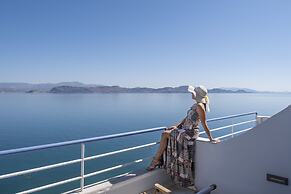 Meli Apartments & Villas
