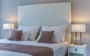 Preelook Apartments and Rooms