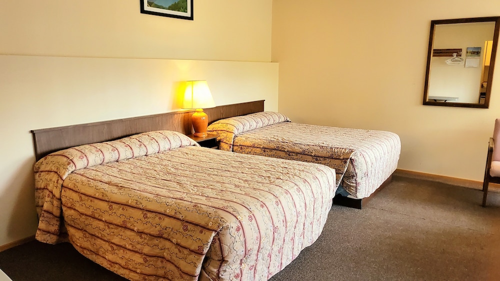 Sea Raven Motel