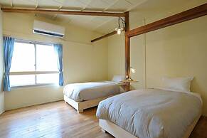 Guest House MAYA - Hostel