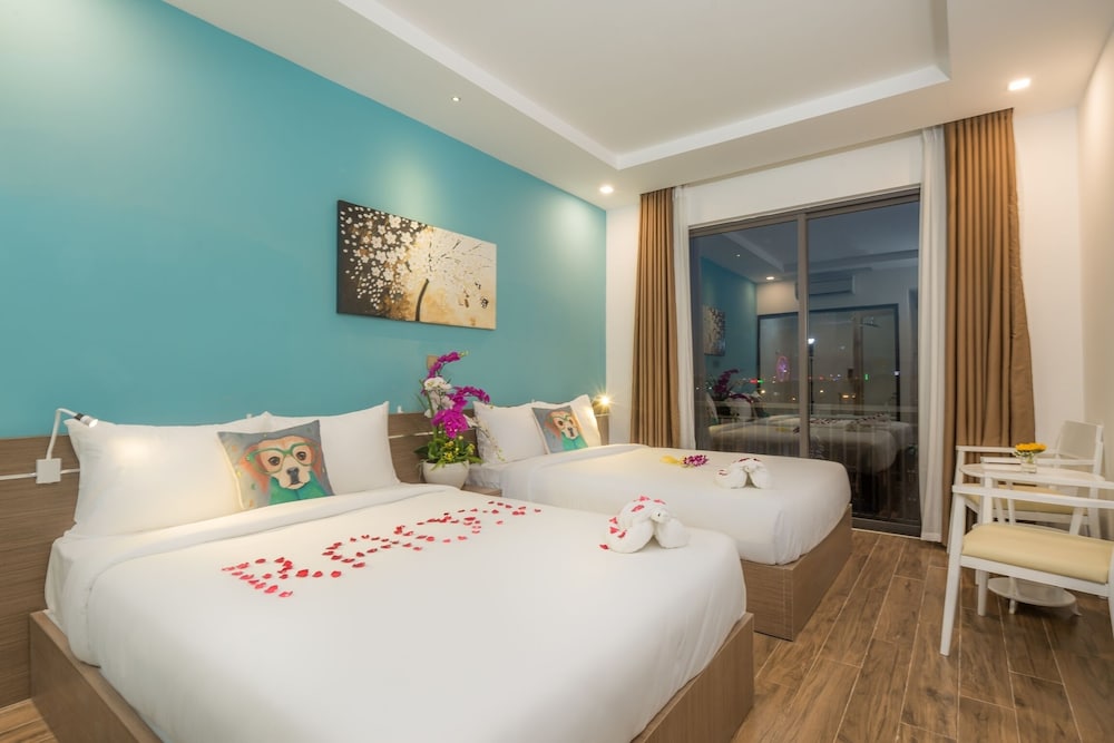 A Danang Beach Hotel